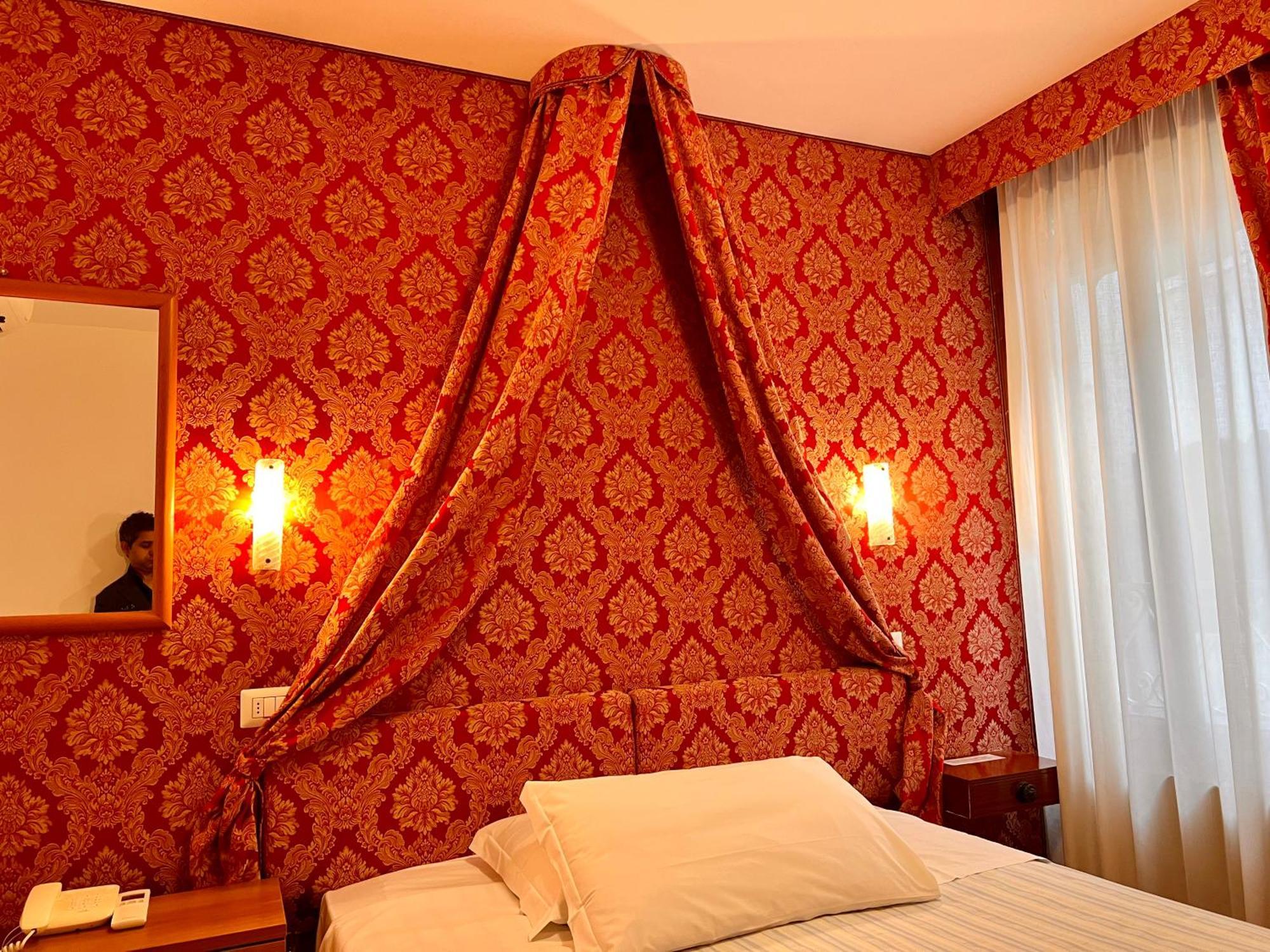 Hotel Canada เวนิส ภายนอก รูปภาพ