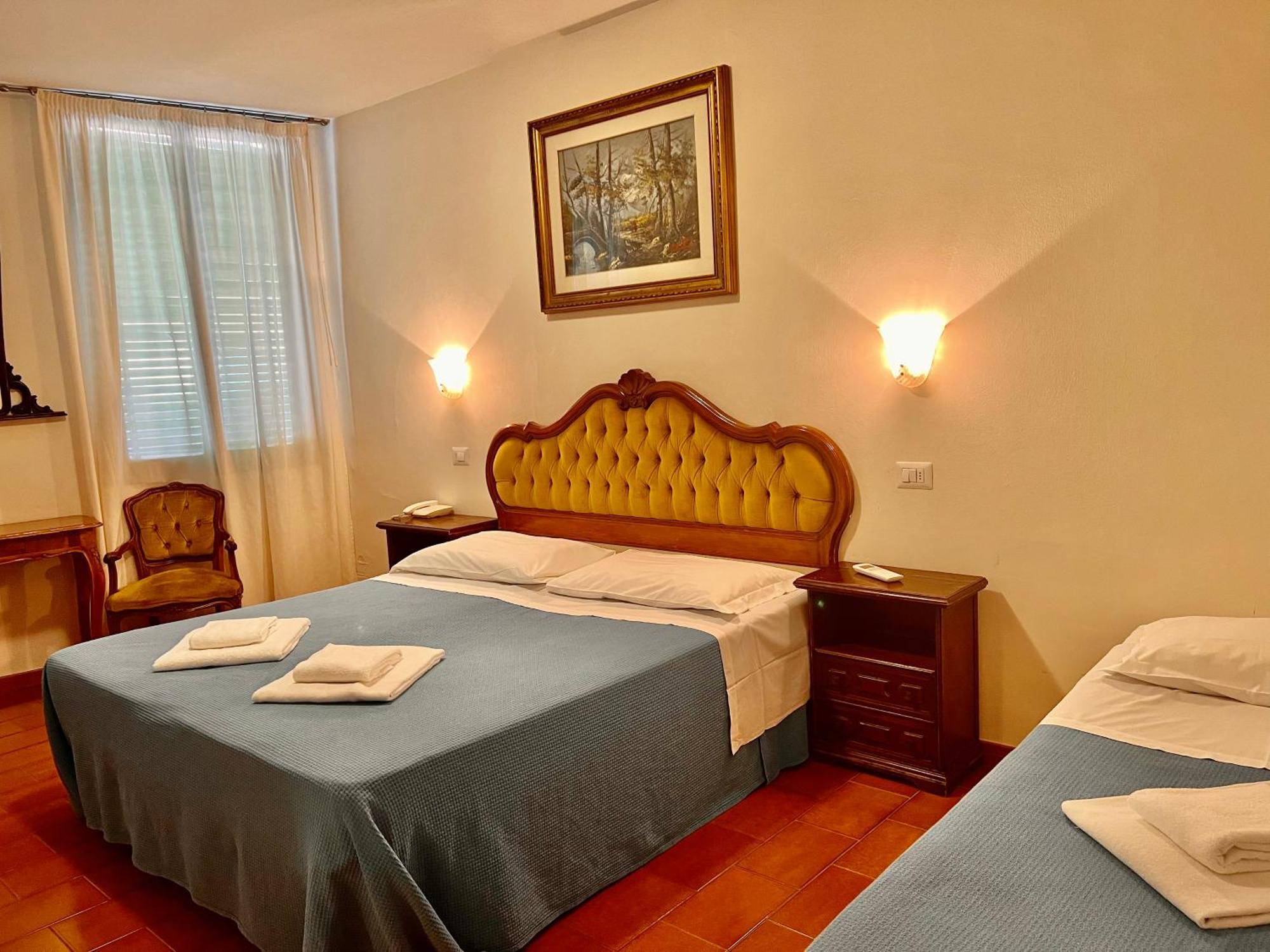 Hotel Canada เวนิส ภายนอก รูปภาพ